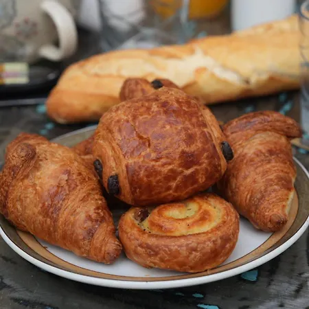 D Hotes Atelier De Jean Paul Bed & Breakfast
