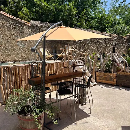 Frühstückspension D Hotes Atelier De Jean Paul Prades (Pyrenees-Orientales)