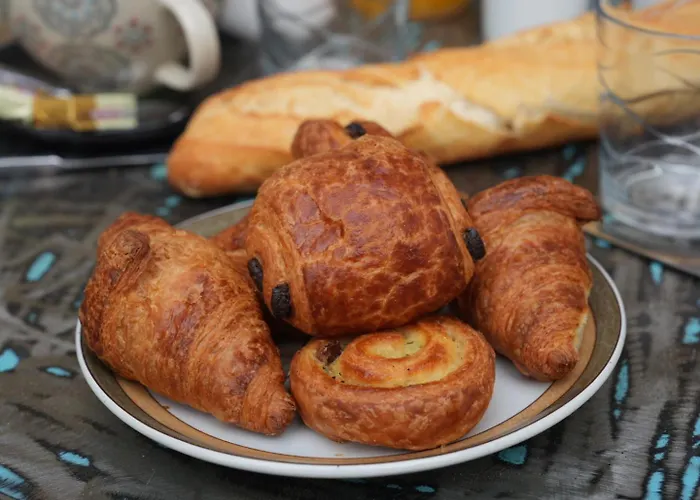 D Hôtes Atelier De Jean Paul Alojamento de Acomodação e Pequeno-almoço