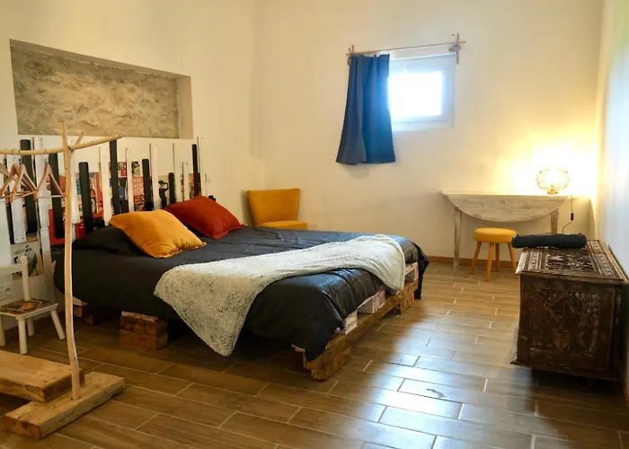 D Hôtes Atelier De Jean Paul 3* Prades (Pyrenees-Orientales)